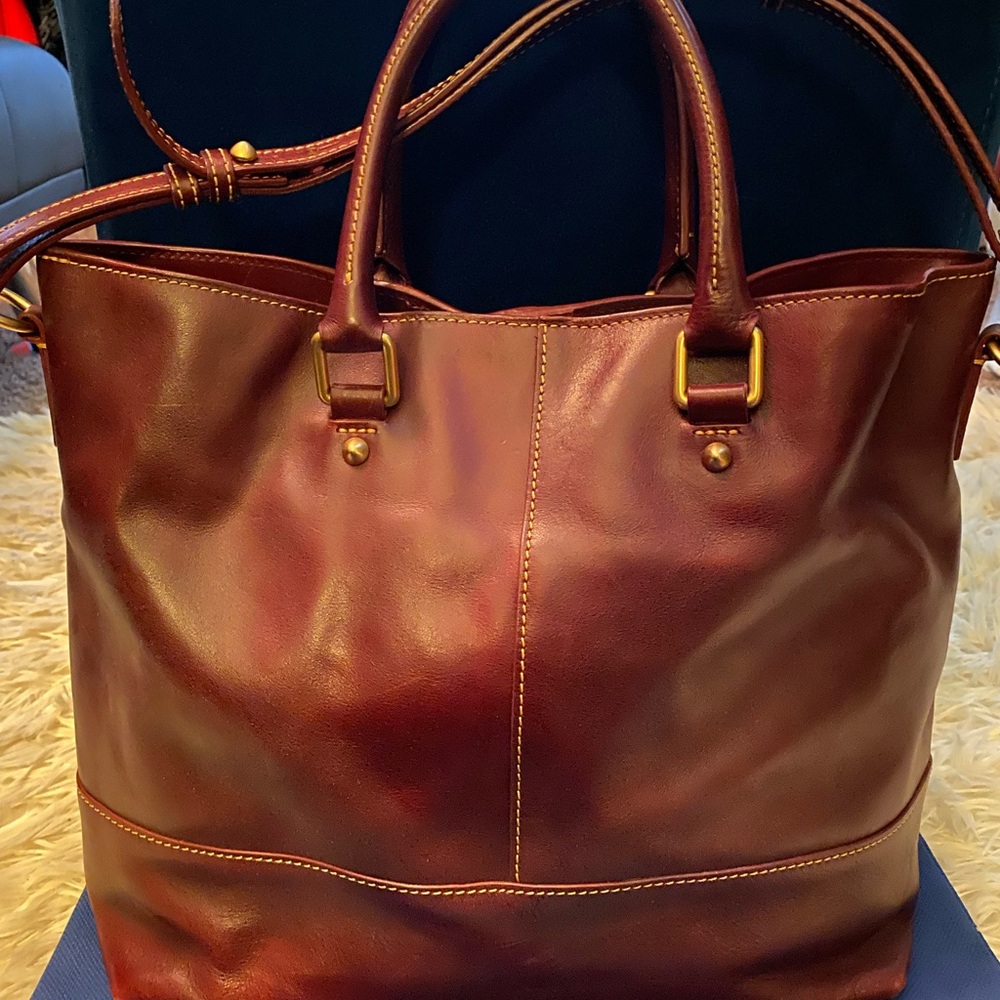 Dooney and Bourke florentine leather satchel - Picture 2 of 10